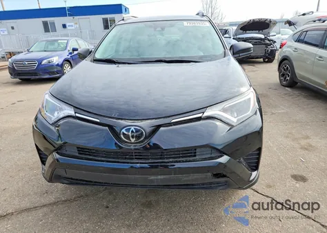 2017 Toyota Rav4 Le z USA, uszkodzony, nr VIN 2T3BFREV2HW645658